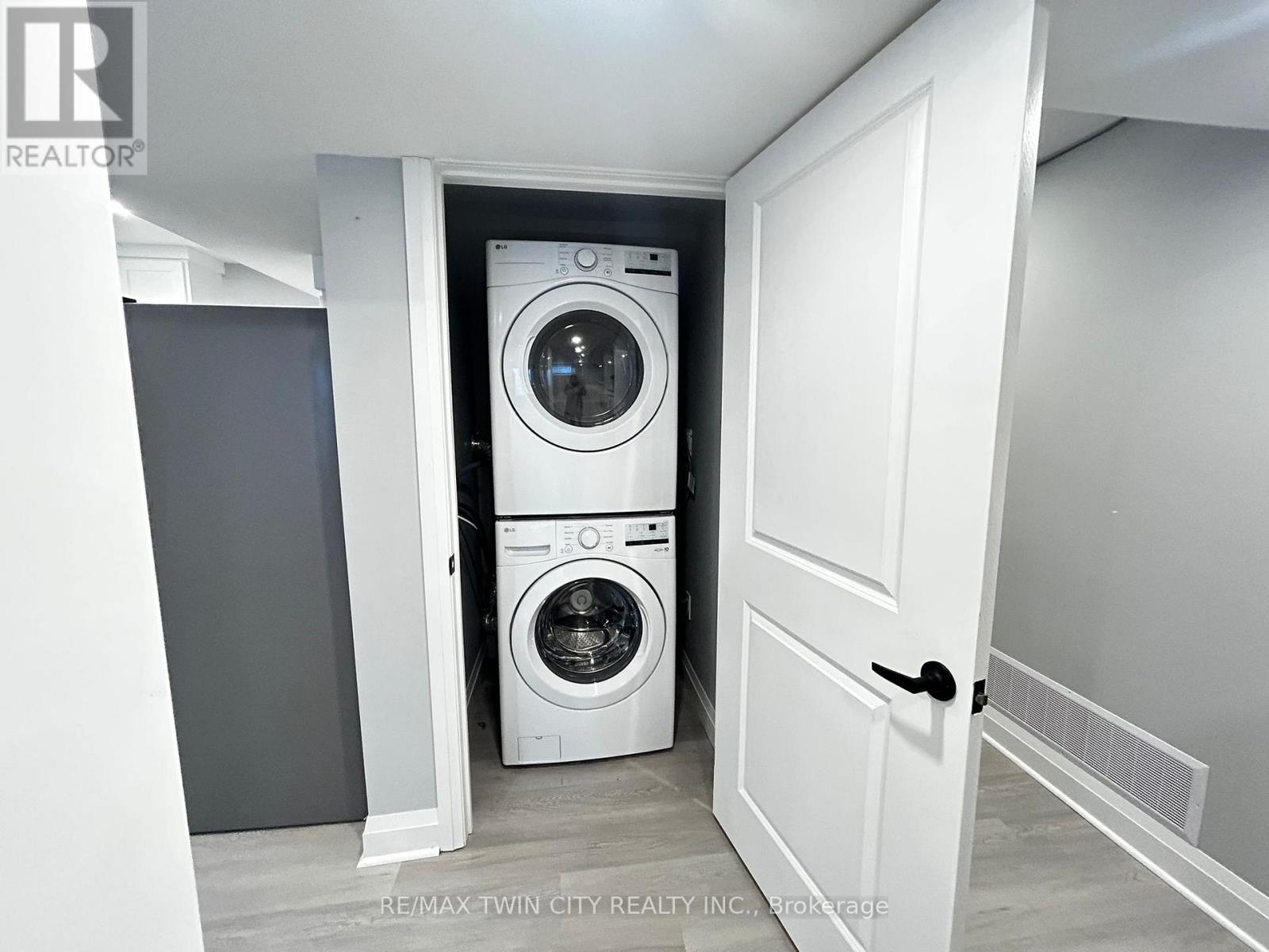 186 Blair Creek Drive, Kitchener, Ontario  N2P 0G1 - Photo 17 - X12720858