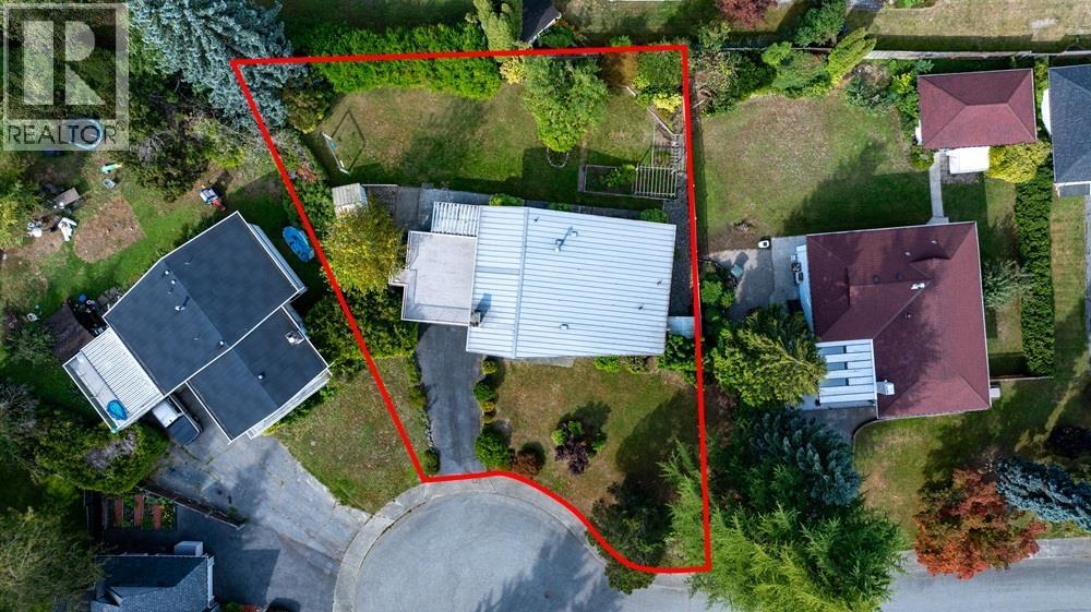 Listing Picture 18 of 20 : 3345 CARDINAL DRIVE, Burnaby / 本拿比 - 魯藝地產 Yvonne Lu Group - MLS Medallion Club Member