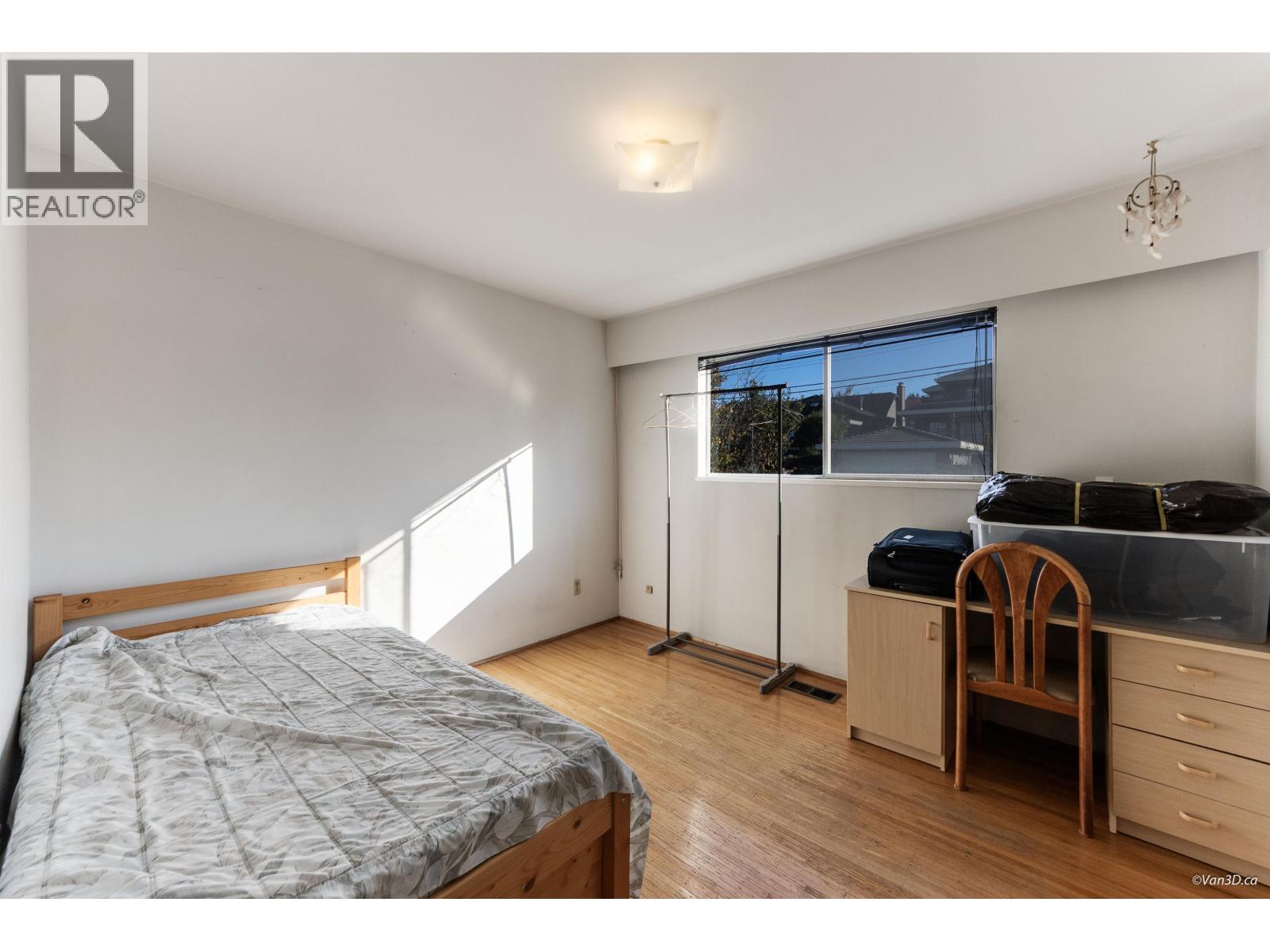 6096 Service Street, Burnaby, British Columbia V5H 1V8 - Photo 7 - R3010750