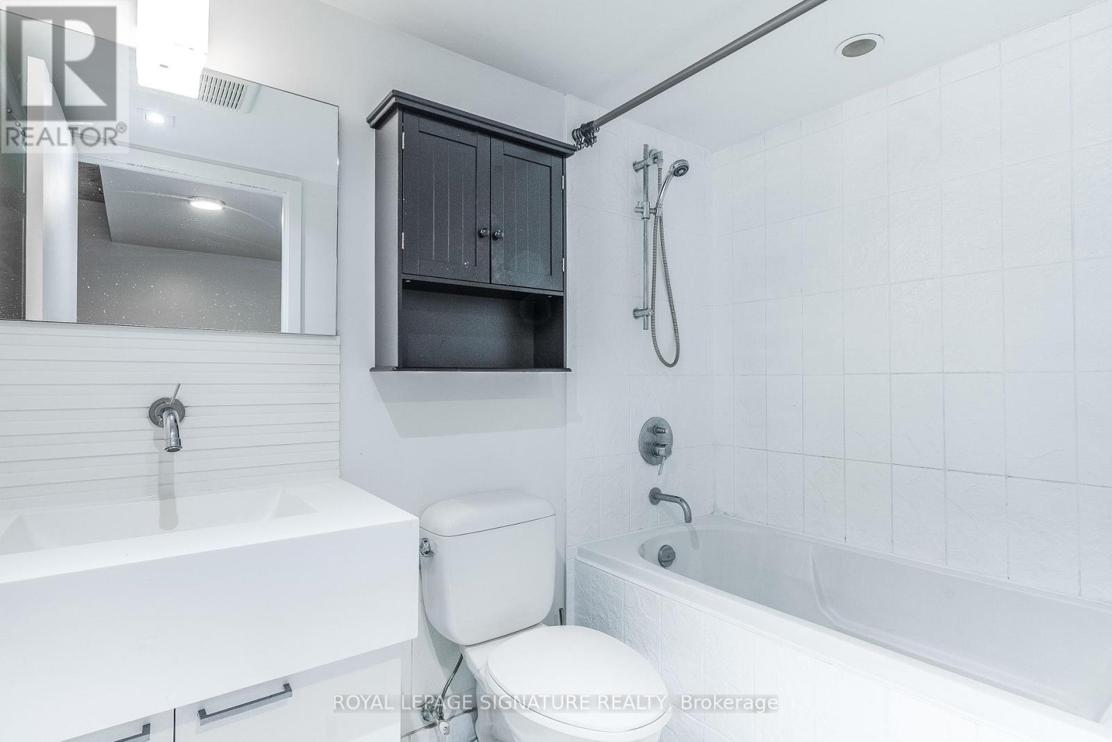 105 - 55 Stewart Street, Toronto, Ontario  M5V 2V1 - Photo 24 - C12717878