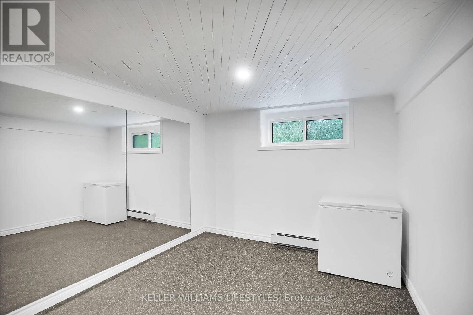 Photo 20 of 50 for 1183 Princess Avenue