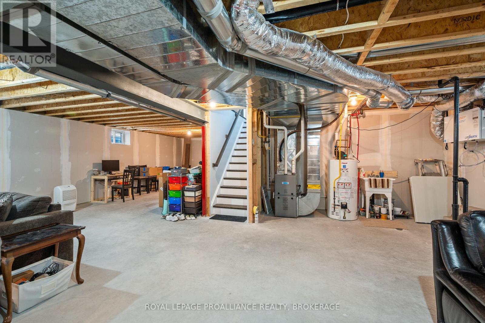 60 Potter Drive, Loyalist, Ontario K0H 2H0 - Photo 31 - X12709566