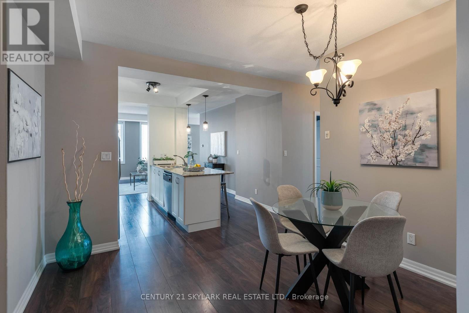 516 - 245 Dalesford Road, Toronto, Ontario  M8Y 4H7 - Photo 8 - W12523676