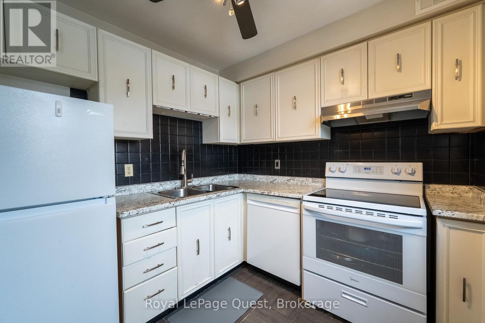 7 - 23 Meadow Lane, Barrie, Ontario  L4N 7K3 - Photo 7 - S12720878