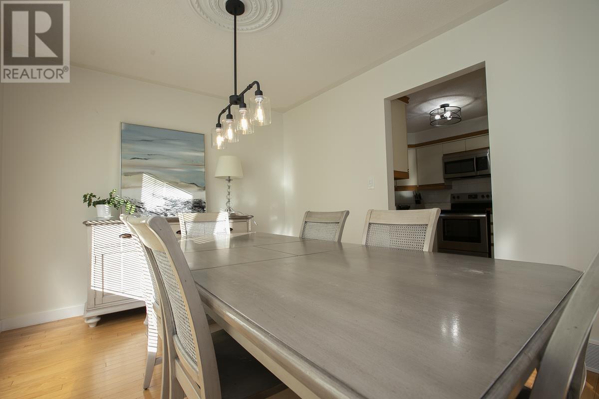 856 Pine St, Sault Ste. Marie, Ontario  P6B 3G3 - Photo 20 - SM260037