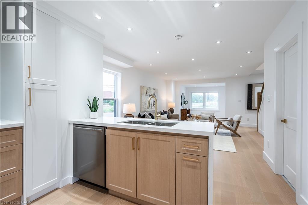 4471 First Avenue, Niagara Falls, Ontario  L2E 4G1 - Photo 14 - 40800363