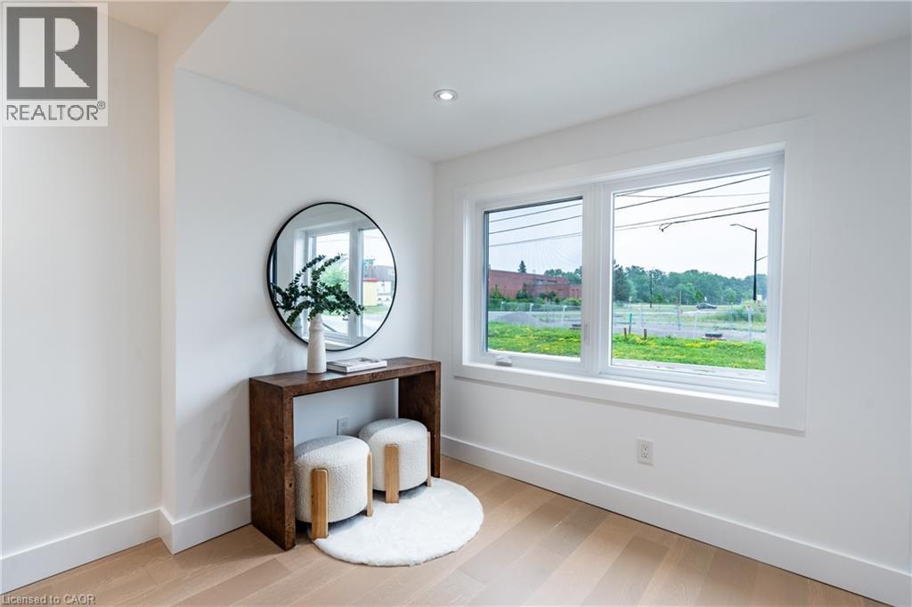 4471 First Avenue, Niagara Falls, Ontario  L2E 4G1 - Photo 8 - 40800363