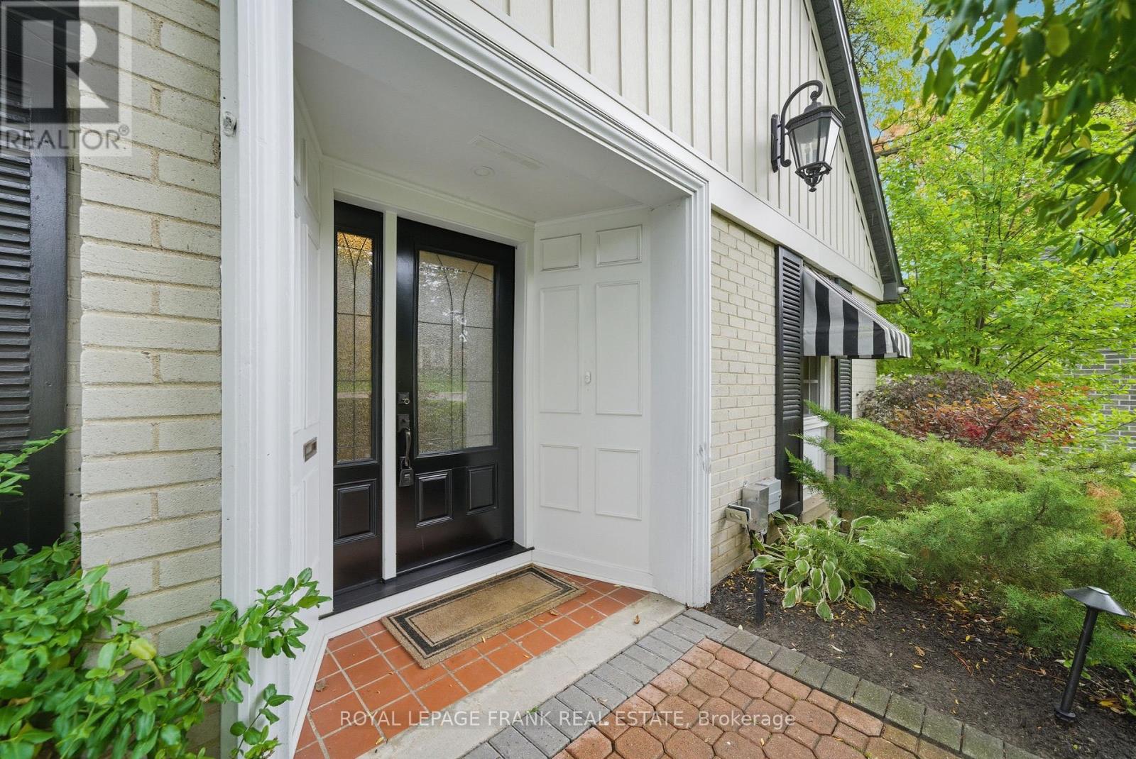 739 Masson Street, Oshawa, Ontario L1G 5A7 - Photo 5 - E12720928