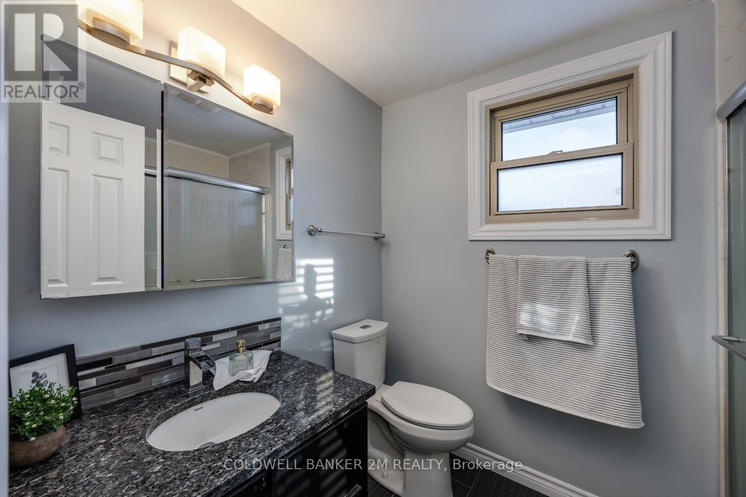 72 Hawley Crescent, Whitby, Ontario  L1N 6V9 - Photo 23 - E12720948