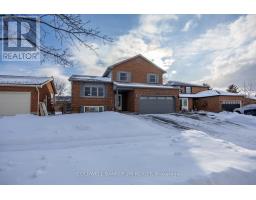 72 HAWLEY CRESCENT, Whitby, Ontario