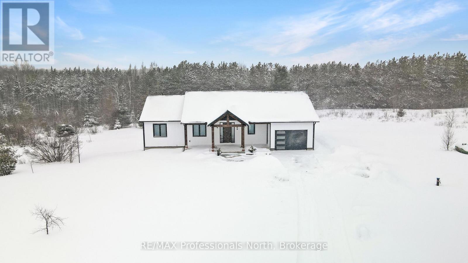 1058 Piper Glen Road, Minden Hills, Ontario  K0M 2K0 - Photo 4 - X12720932