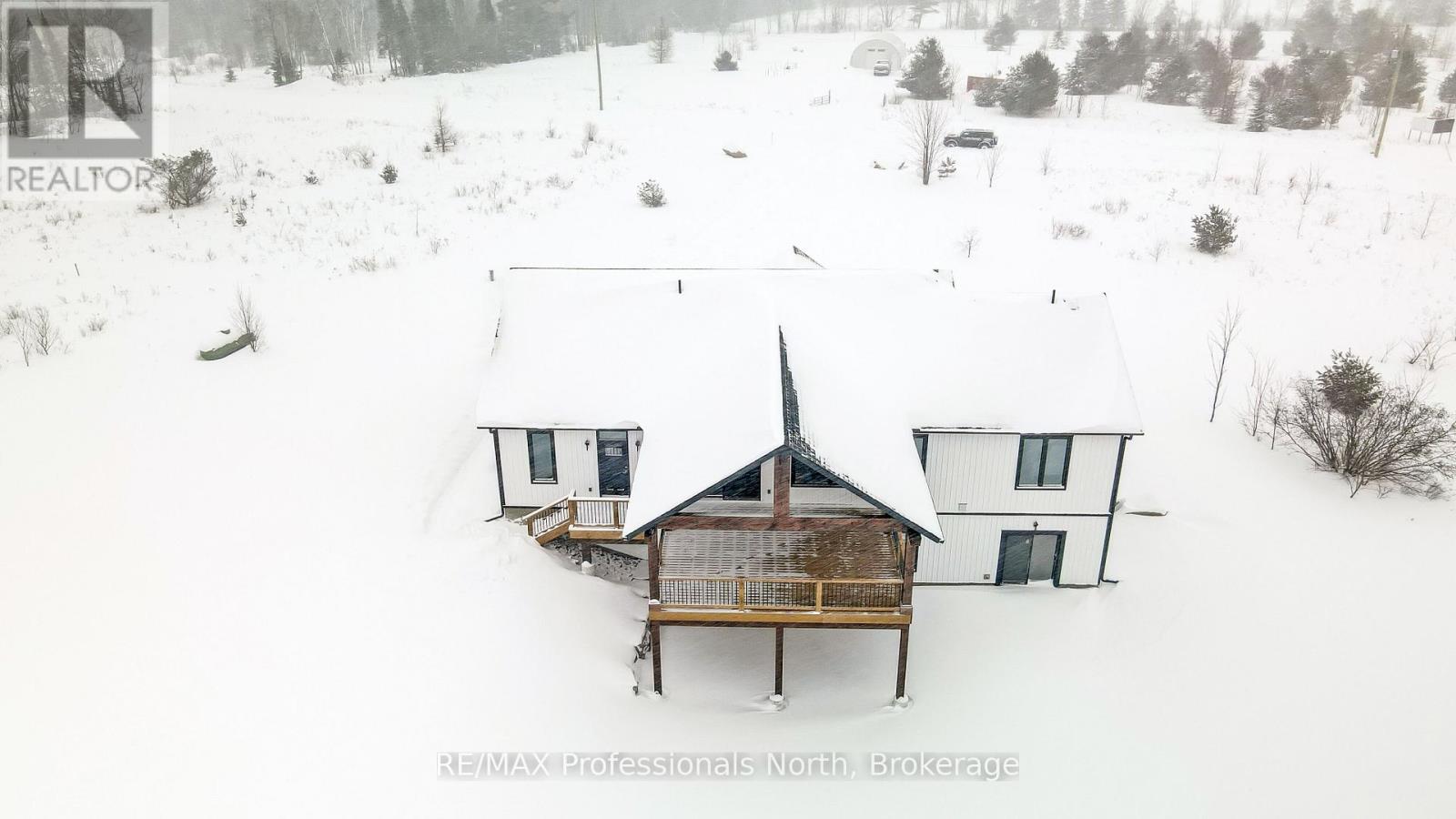 1058 Piper Glen Road, Minden Hills, Ontario  K0M 2K0 - Photo 6 - X12720932