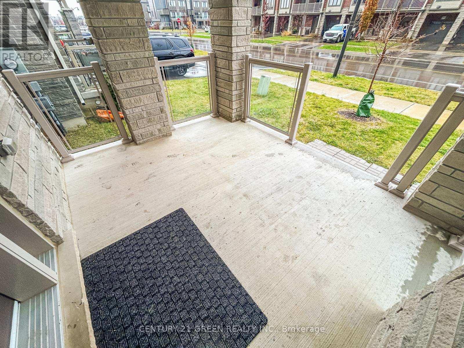 (Upper) - 300 Skinner Road, Hamilton, Ontario  L8B 1X2 - Photo 5 - X12664640