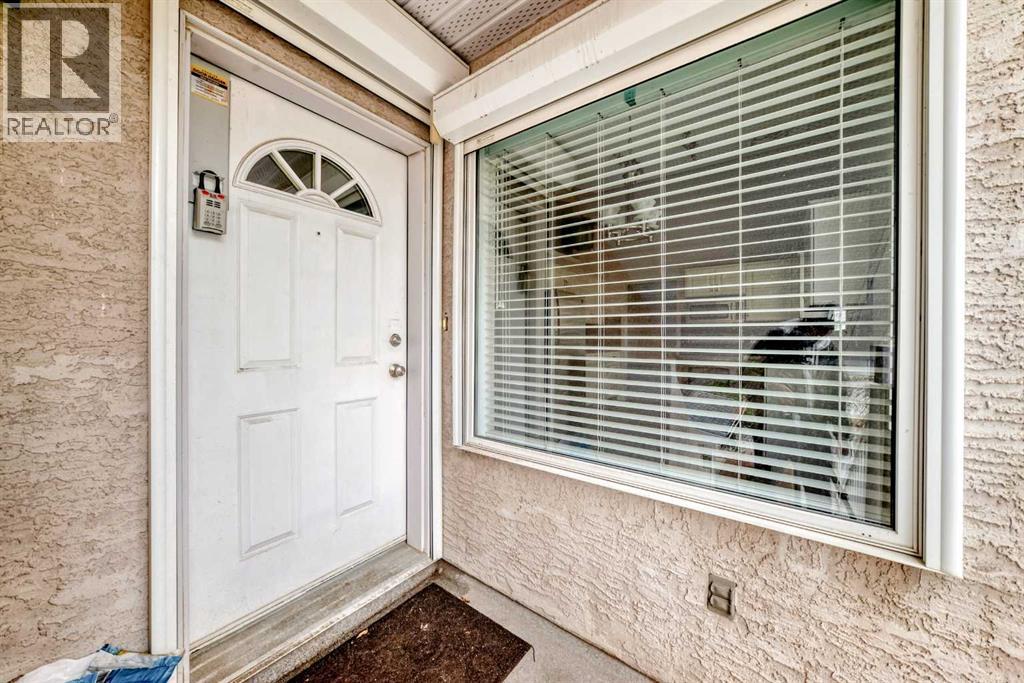 82 Sierra Morena Green Sw, Calgary, Alberta  T3H 3E5 - Photo 7 - A2262519