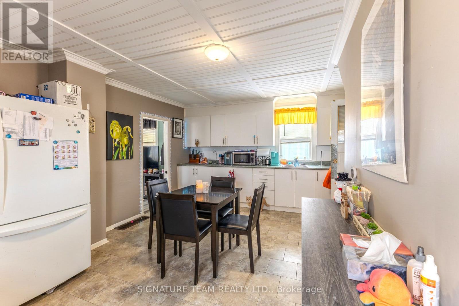 10 Meadow Street, Whitewater Region, Ontario  K0J 1K0 - Photo 2 - X12720936