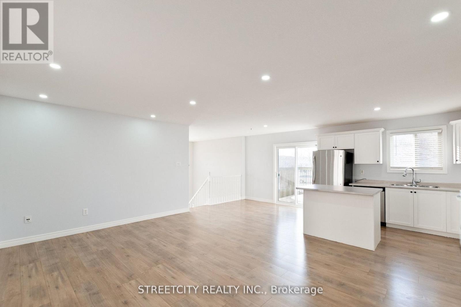 1036 Marigold Street N, London North, Ontario  N5X 4N9 - Photo 13 - X12720626