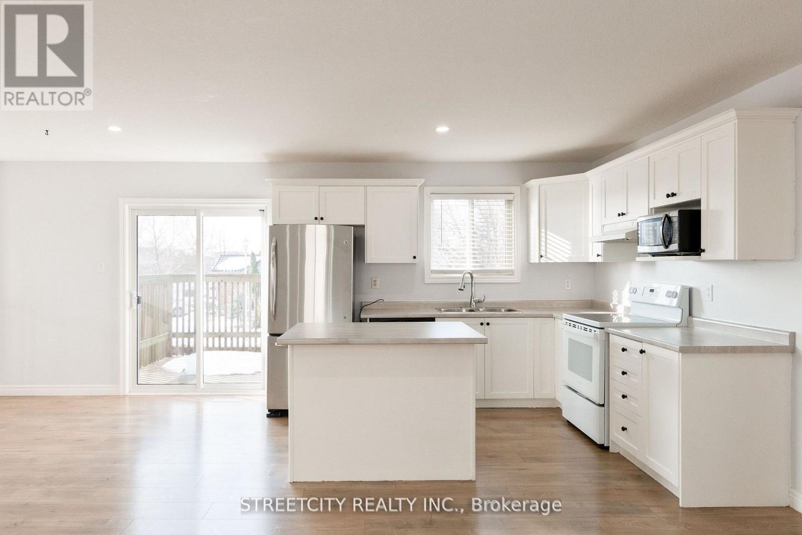 1036 Marigold Street N, London North, Ontario  N5X 4N9 - Photo 14 - X12720626