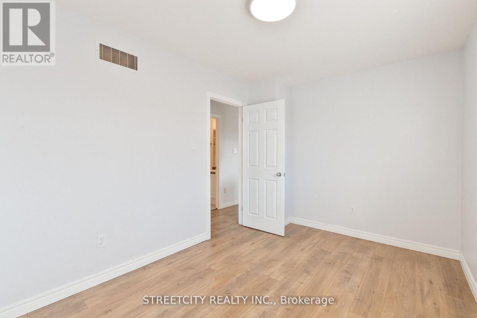 1036 Marigold Street N, London North, Ontario  N5X 4N9 - Photo 18 - X12720626