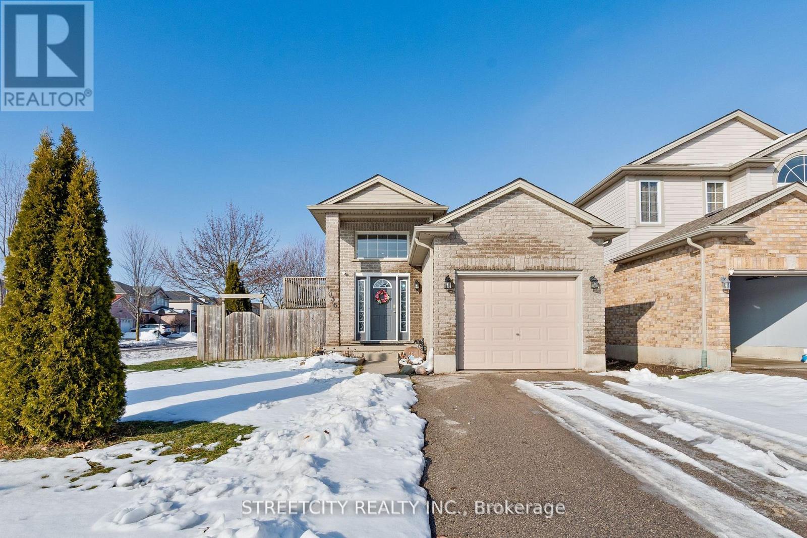 1036 Marigold Street N, London North, Ontario  N5X 4N9 - Photo 3 - X12720626