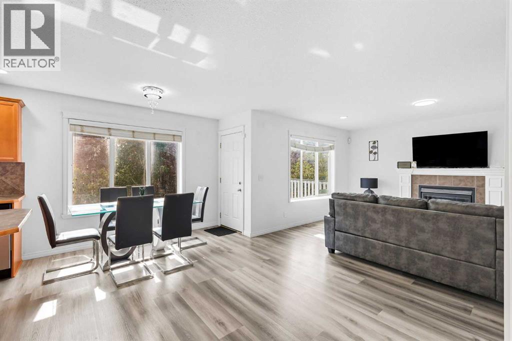 129 Luxstone Green Sw, Airdrie, Alberta  T3B 3B9 - Photo 12 - A2280061