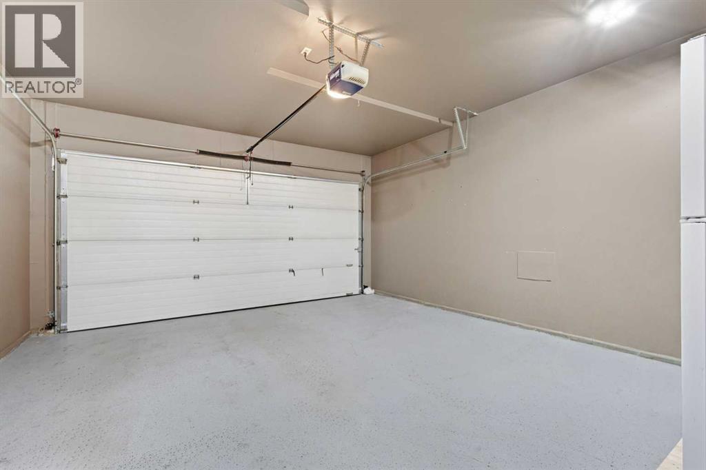 129 Luxstone Green Sw, Airdrie, Alberta  T3B 3B9 - Photo 22 - A2280061