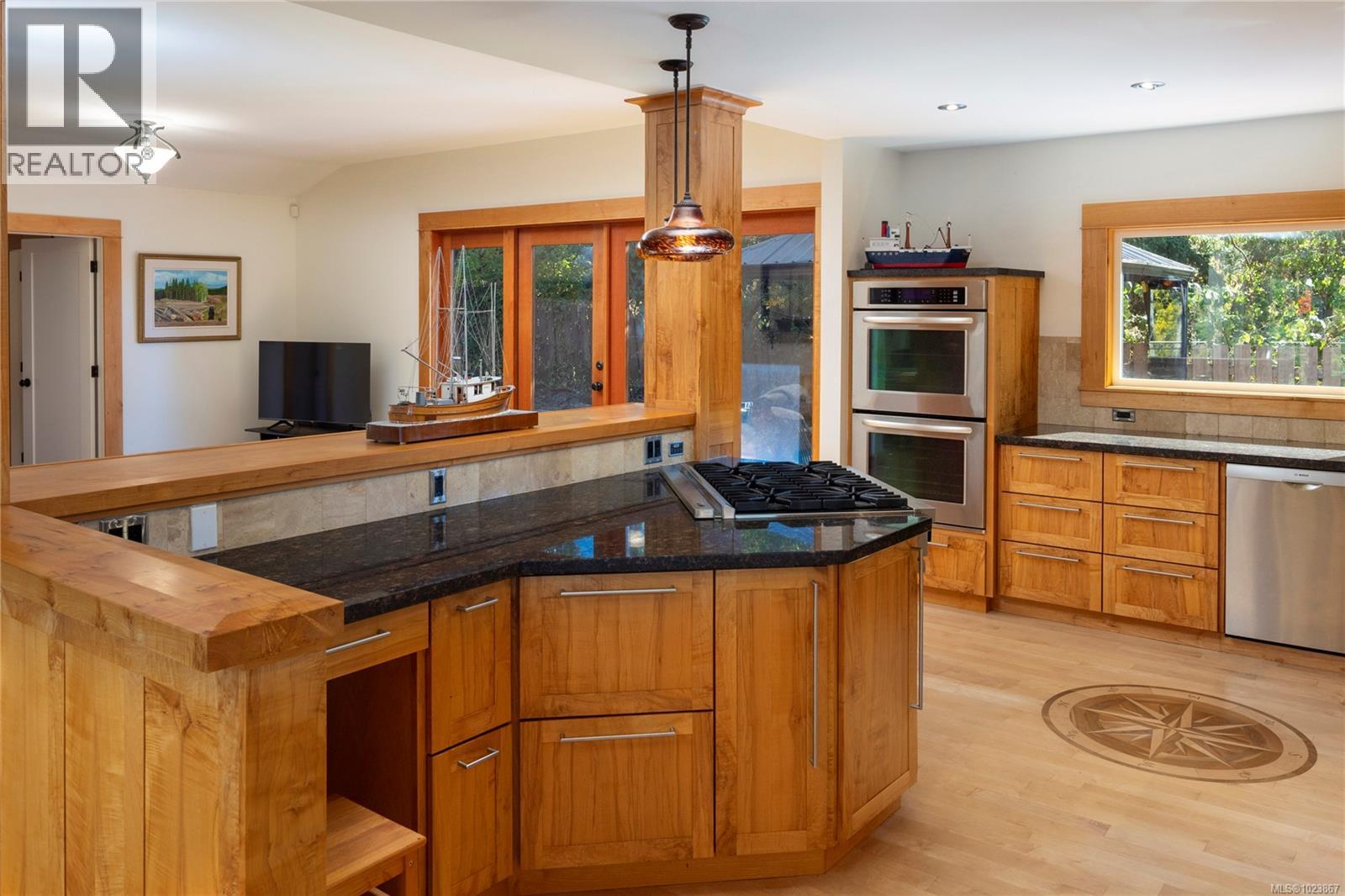 2710 Sea View Rd, Saanich, British Columbia  V8N 1K8 - Photo 21 - 1023867