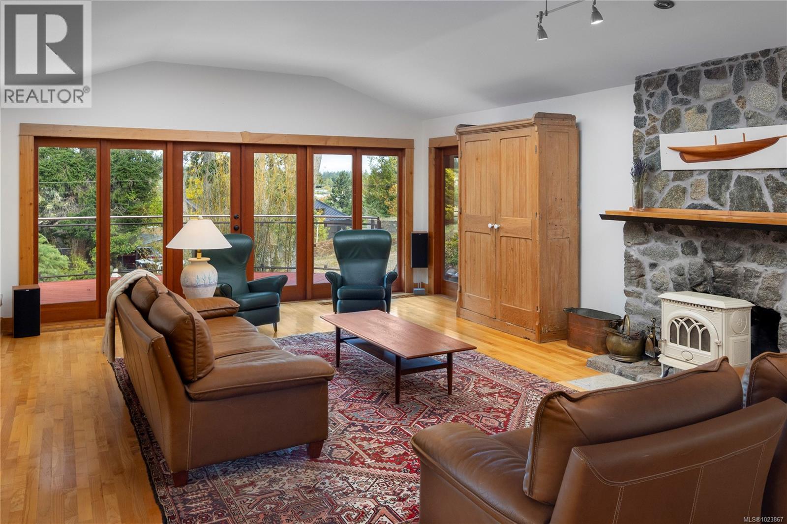 2710 Sea View Rd, Saanich, British Columbia  V8N 1K8 - Photo 7 - 1023867