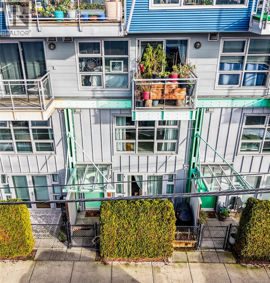 4 797 Tyee Rd, Victoria, British Columbia  V9A 7R4 - Photo 22 - 1023304