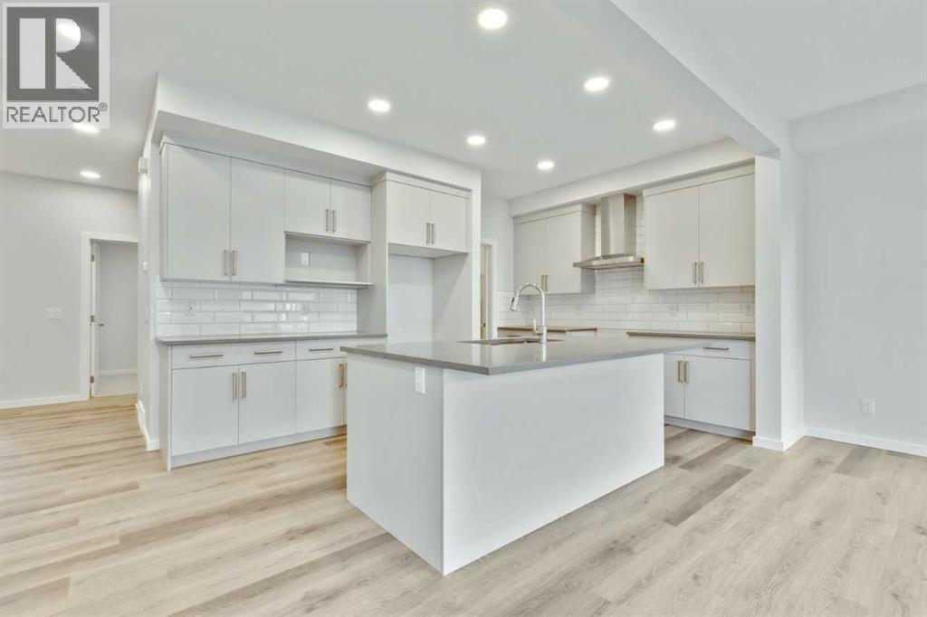 21 Heartwood Lane Se, Calgary, Alberta  T3M 2K1 - Photo 2 - A2271676