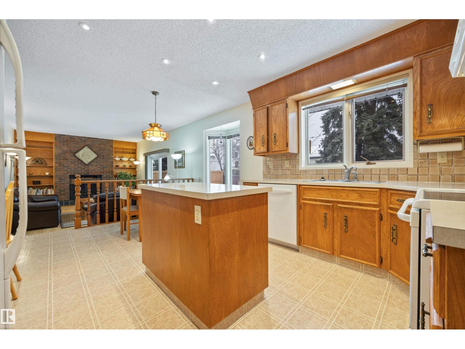 5 Loyola Pl, St. Albert, Alberta  T8N 4M1 - Photo 20 - E4470748