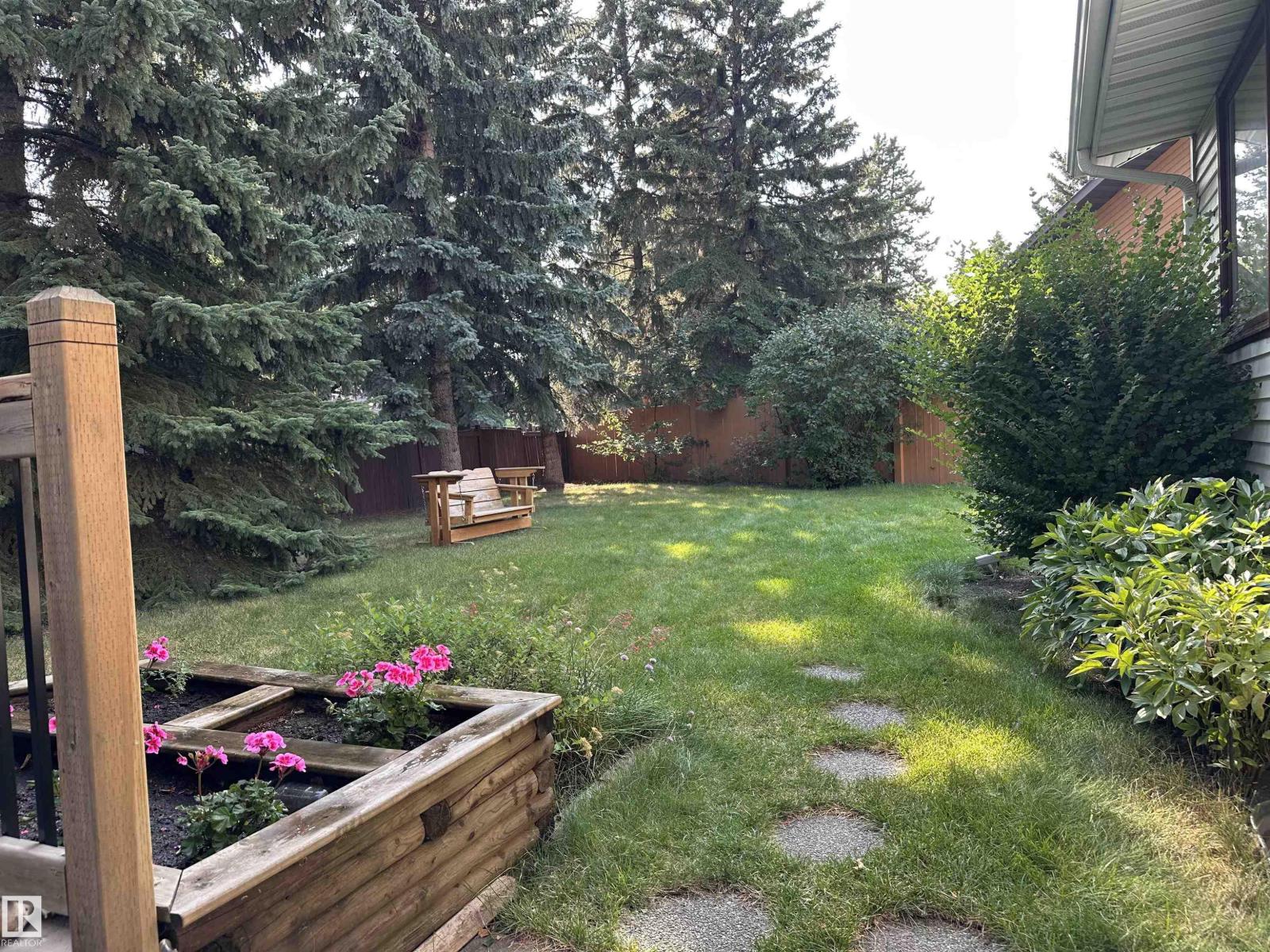 5 Loyola Pl, St. Albert, Alberta  T8N 4M1 - Photo 5 - E4470748