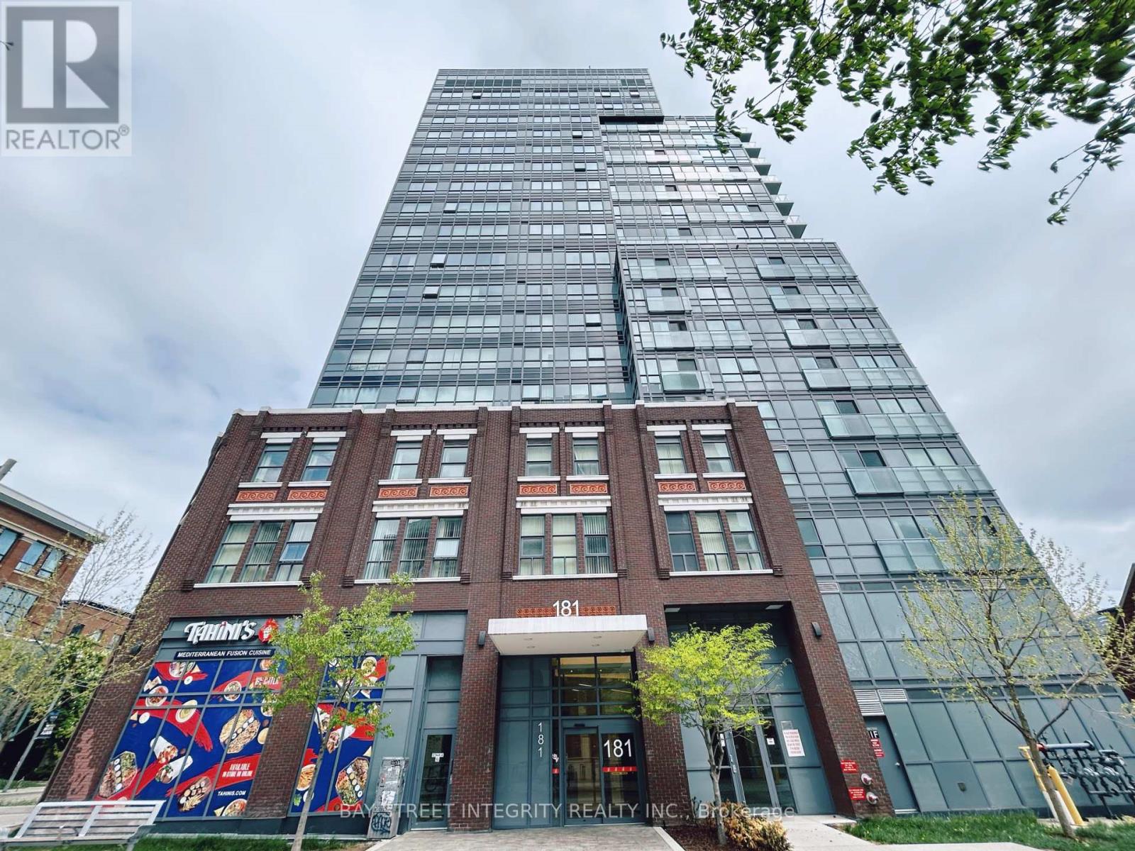 201 - 181 HURON STREET, Toronto, Ontario