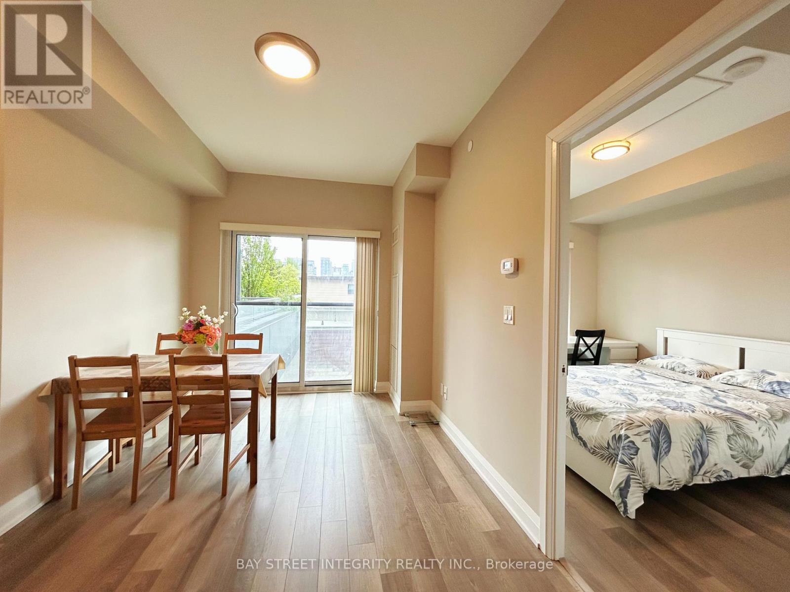 201 - 181 Huron Street, Toronto, Ontario  M5T 0C1 - Photo 5 - C12720874