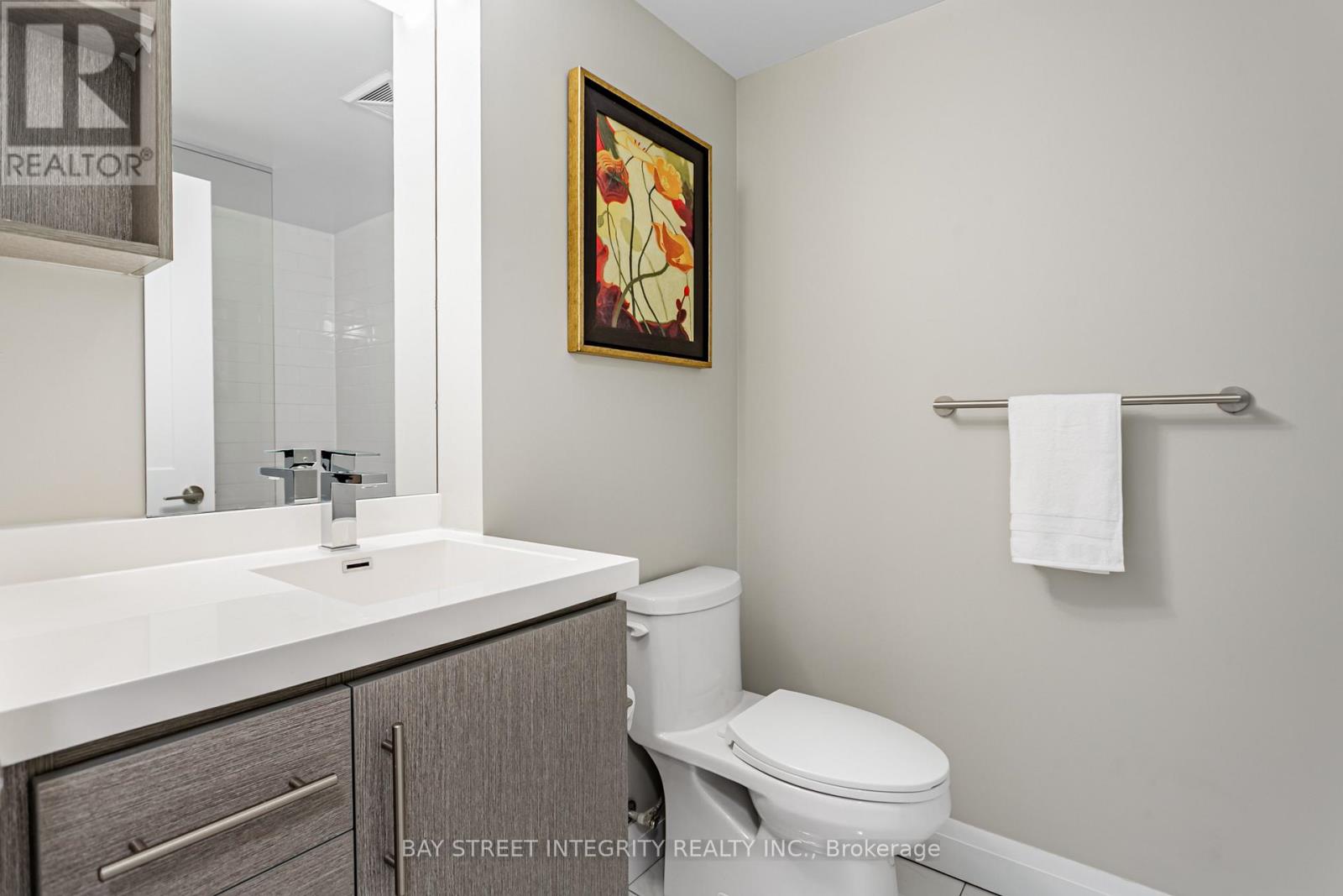 201 - 181 Huron Street, Toronto, Ontario  M5T 0C1 - Photo 6 - C12720874