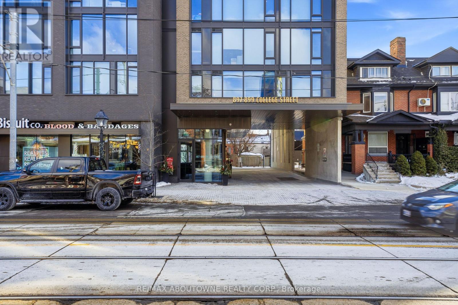 Ph619 - 899 College Street, Toronto, Ontario  M6H 3P7 - Photo 3 - C12720896