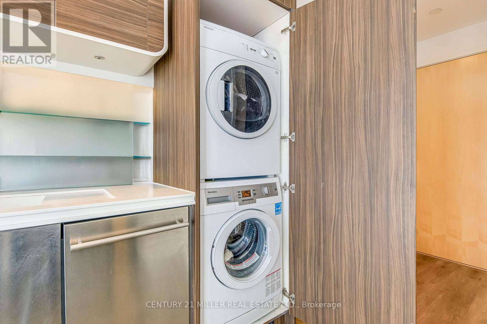 3203 - 45 Charles Street E, Toronto, Ontario  M4Y 0B8 - Photo 16 - C12720970