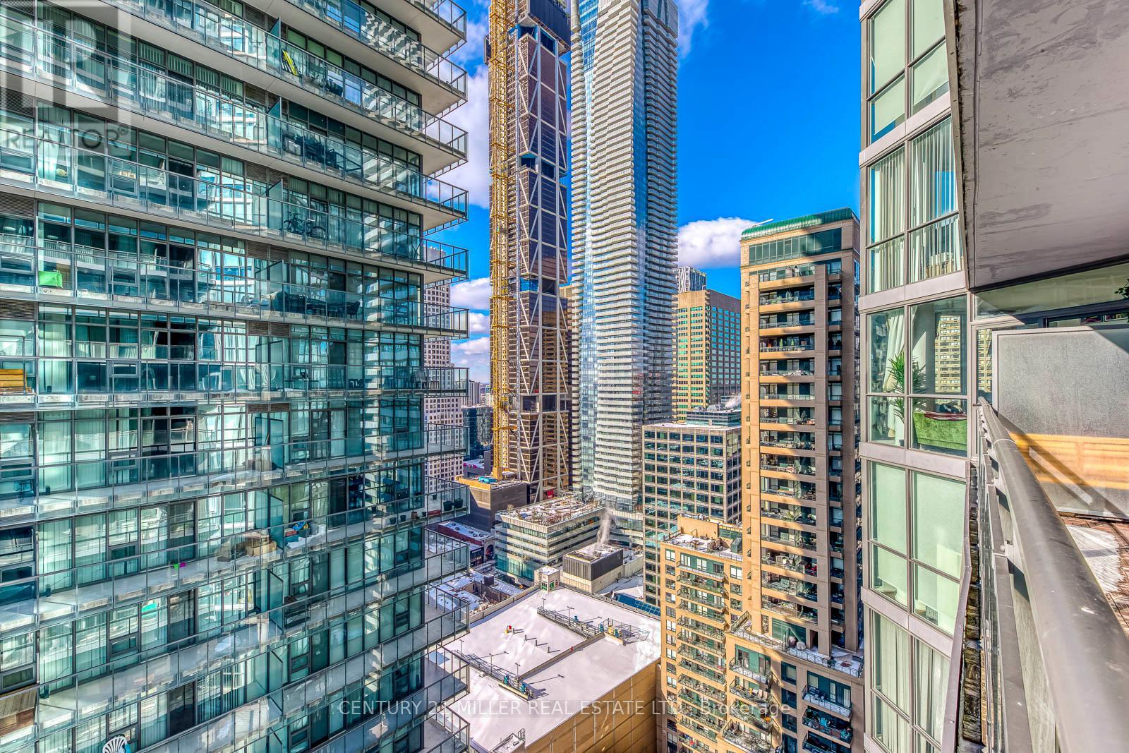 3203 - 45 Charles Street E, Toronto, Ontario  M4Y 0B8 - Photo 18 - C12720970