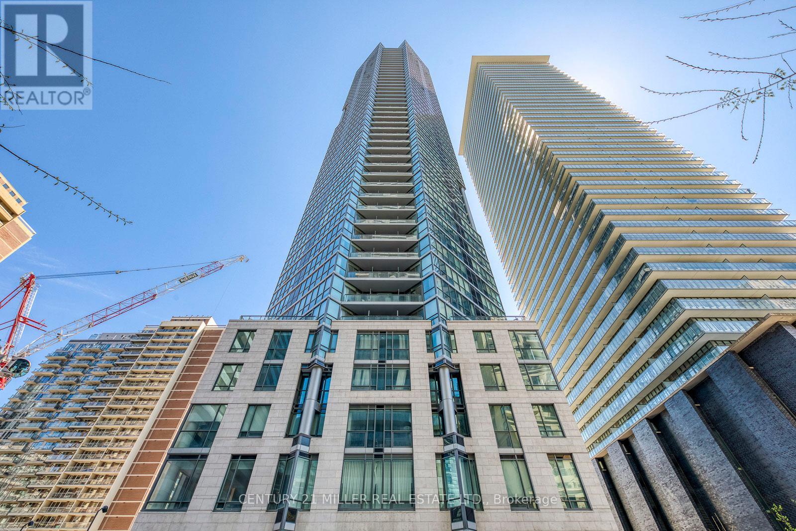 3203 - 45 Charles Street E, Toronto, Ontario  M4Y 0B8 - Photo 2 - C12720970