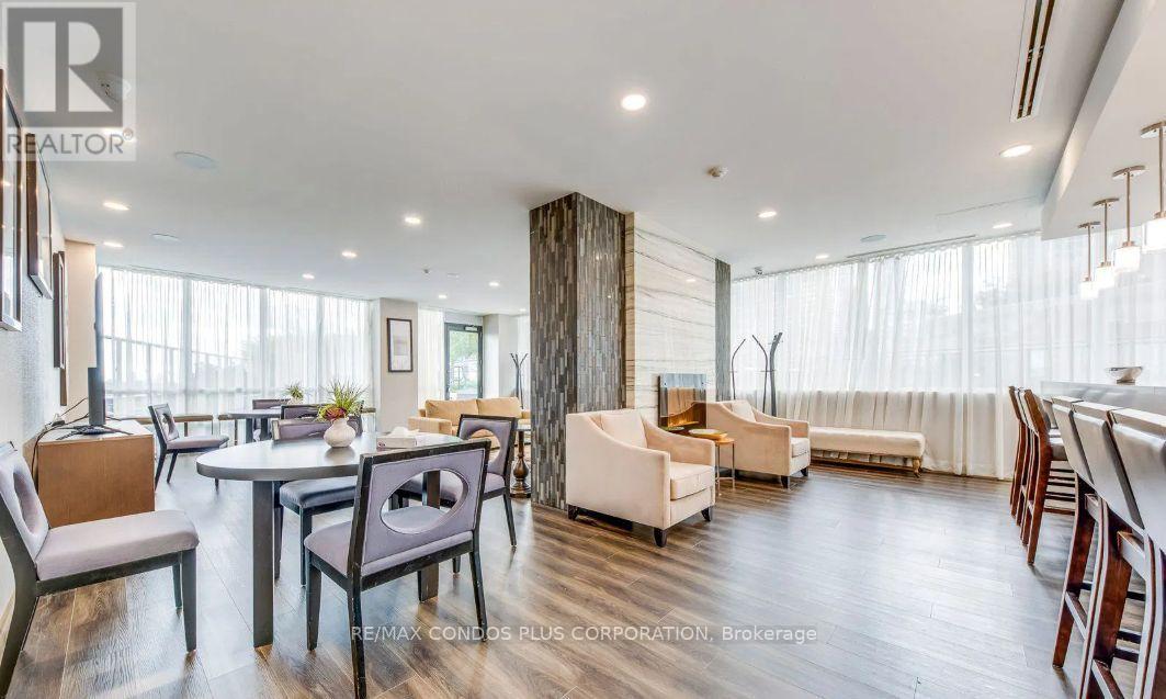 521 - 825 Church Street, Toronto, Ontario  M4W 3Z4 - Photo 5 - C12720998