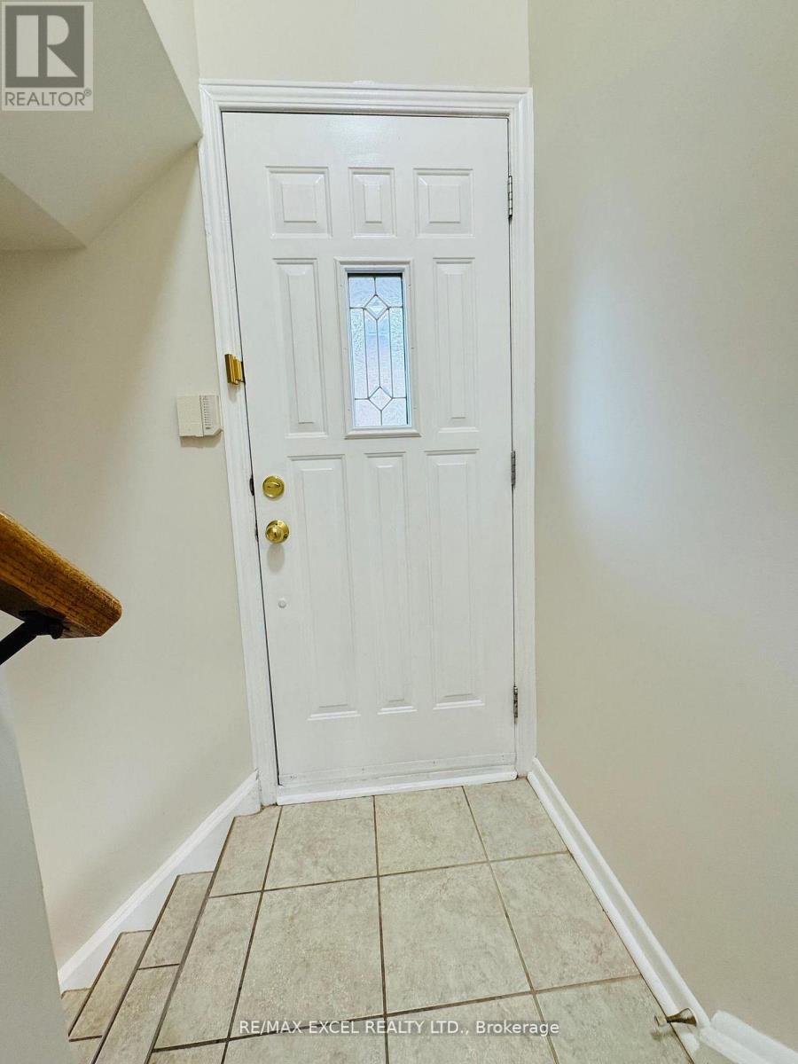 98 Newton Drive, Toronto, Ontario  M2M 2N1 - Photo 15 - C12721050