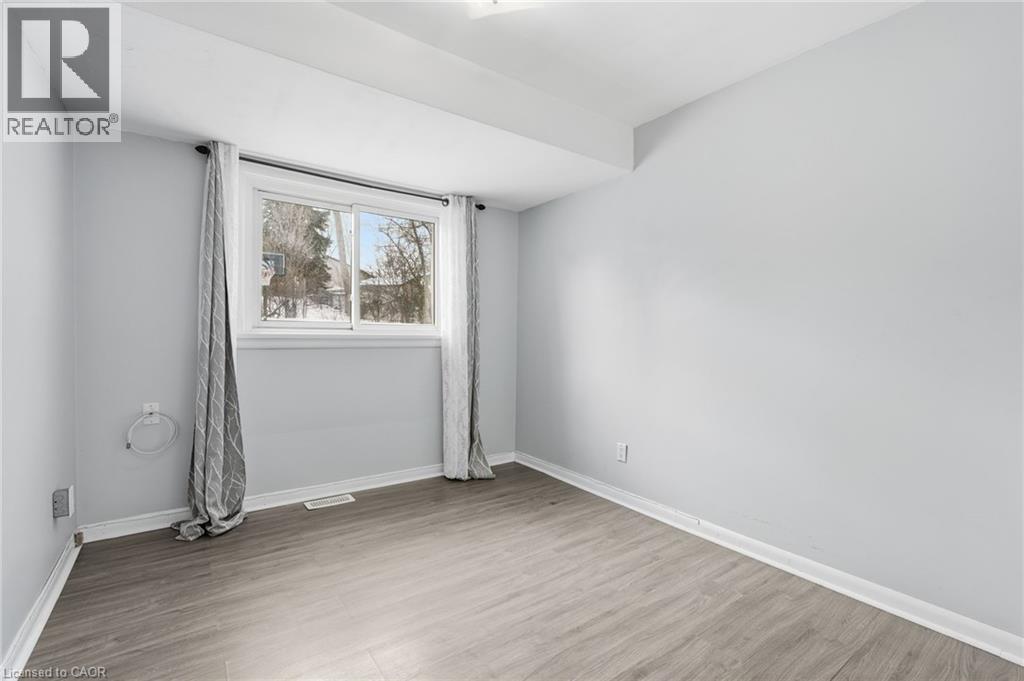 11 Robb Avenue, Stoney Creek, Ontario  L8G 1N7 - Photo 11 - 40799988