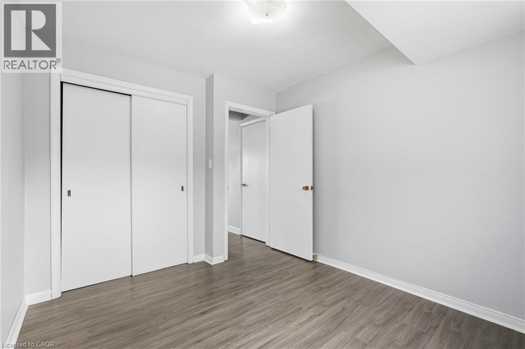 11 Robb Avenue, Stoney Creek, Ontario  L8G 1N7 - Photo 13 - 40799988