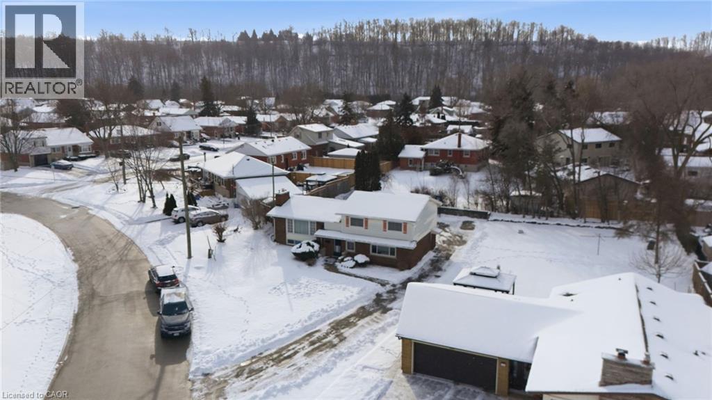 11 Robb Avenue, Stoney Creek, Ontario  L8G 1N7 - Photo 17 - 40799988