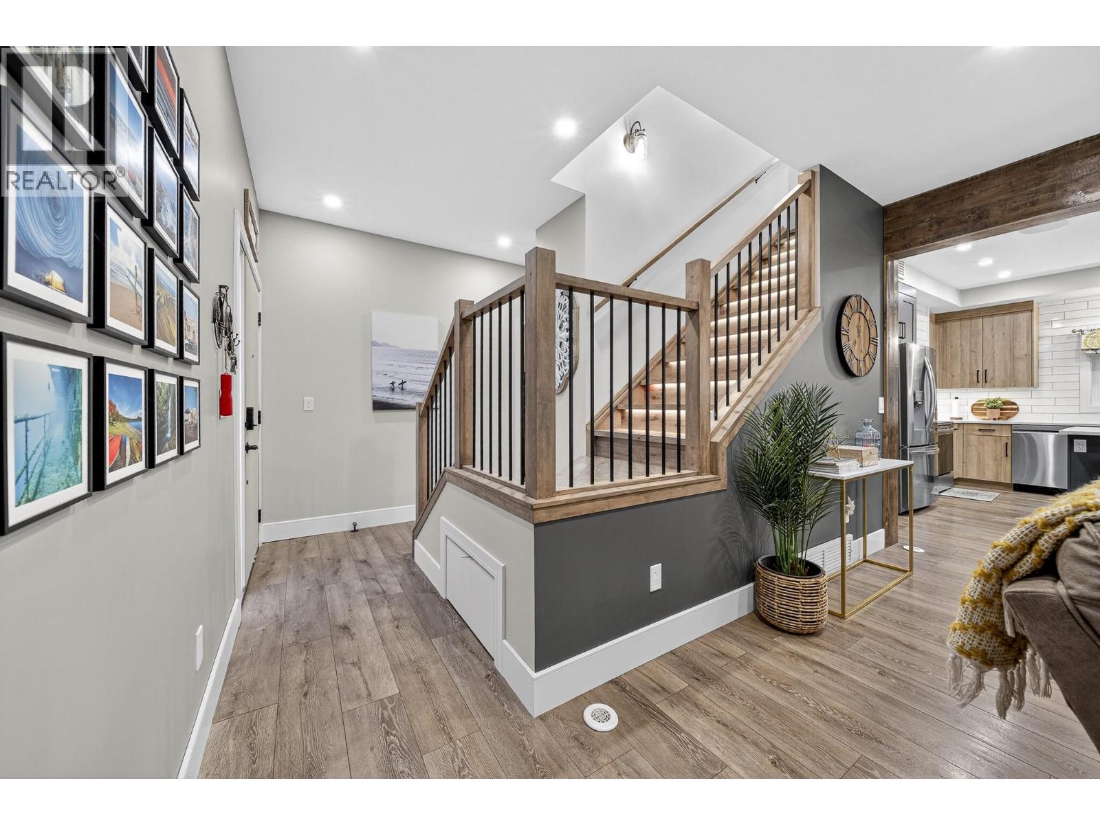 1651 Koocanusa Lake Drive, Lake Koocanusa, British Columbia  V0B 1T4 - Photo 11 - 10372665