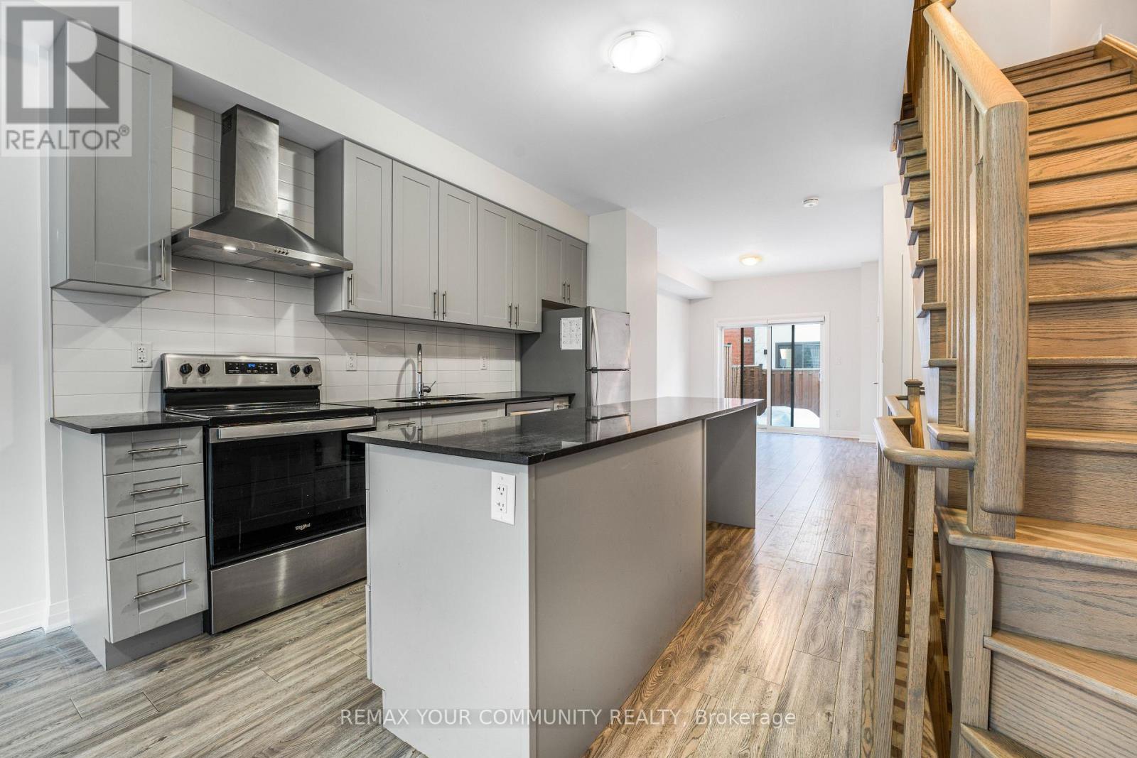 1721 Pleasure Valley Path, Oshawa, Ontario  L1G 0E3 - Photo 8 - E12720990