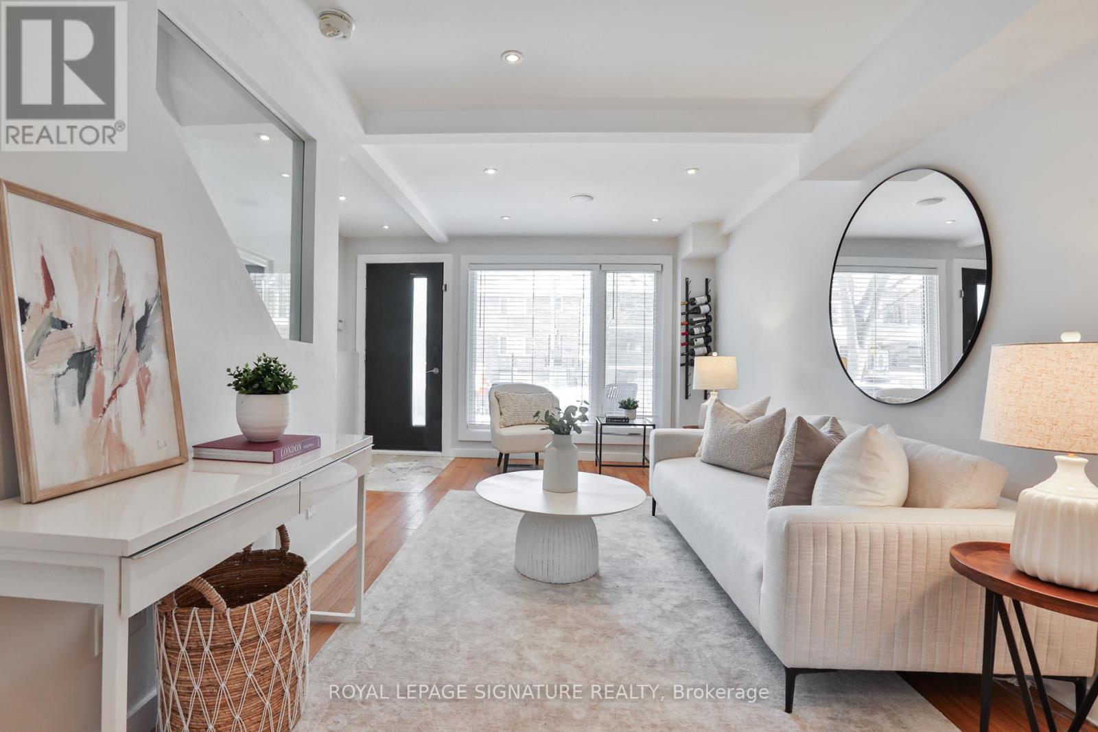 37 RHODES AVENUE, Toronto, Ontario