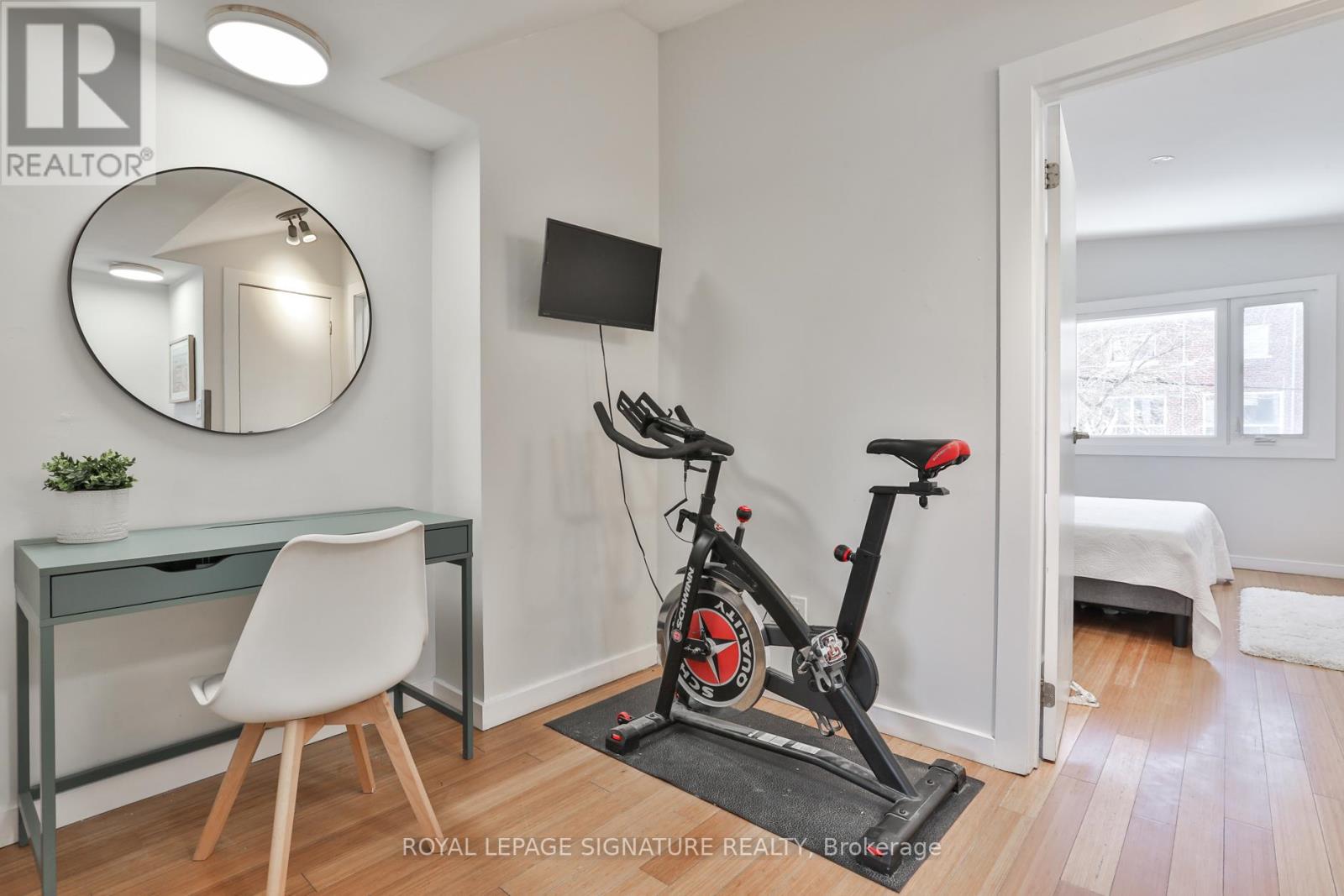 37 Rhodes Avenue, Toronto, Ontario  M4L 2Z8 - Photo 24 - E12721072