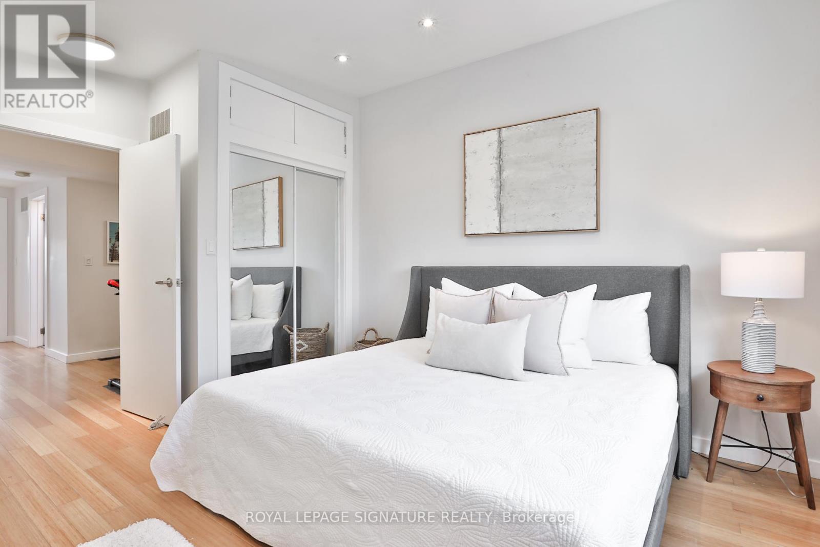 37 Rhodes Avenue, Toronto, Ontario  M4L 2Z8 - Photo 25 - E12721072