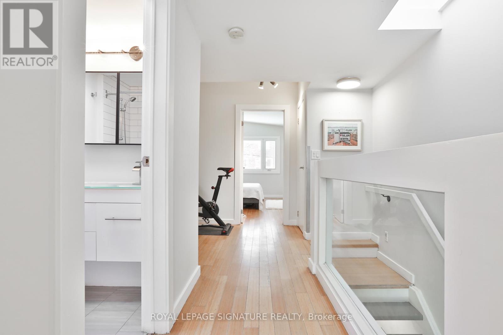 37 Rhodes Avenue, Toronto, Ontario  M4L 2Z8 - Photo 29 - E12721072