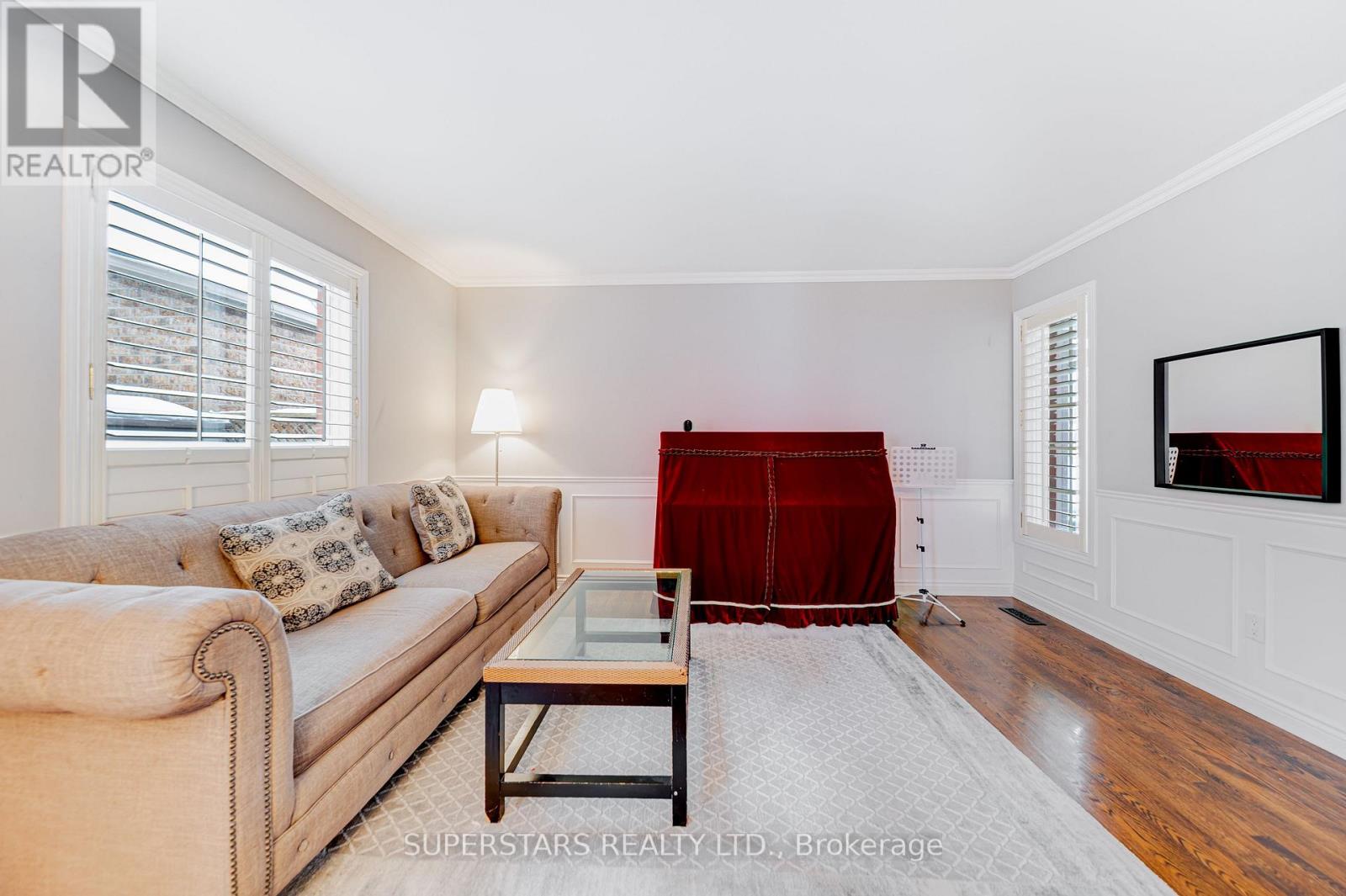 363 Pickering Crescent, Newmarket, Ontario  L3Y 8G7 - Photo 10 - N12720880